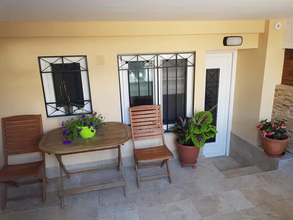 Lefkaditika Luxury Apartment Preveza Buitenkant foto